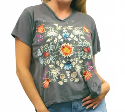 Caite & Kyla Echo Tee In Dark Grey In Gray