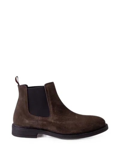 Calce Suede Chelsea Boots In Brown