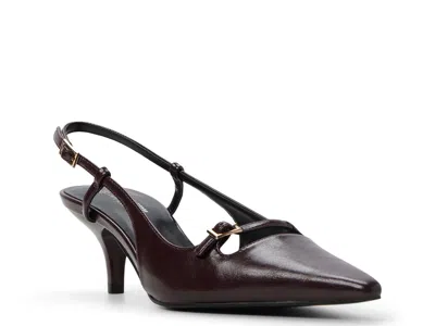 Call It Spring Darlingg Pump In Burgundy