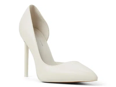 Call It Spring Mesmerize Pump In White
