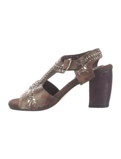 Pre-owned Calleen Cordero Leather Printed T-strap Sandals In Brown