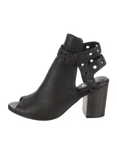 Pre-owned Calleen Cordero Leather Slingback Sandals In Black