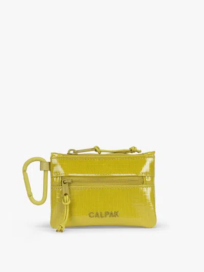 Calpak Terra Clippable Card Pouch In Wasabi
