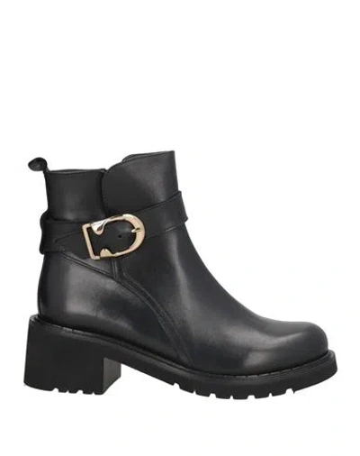 Calpierre Woman Ankle Boots Black Size 4 Leather