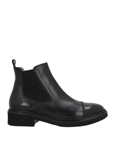 Calpierre Woman Ankle Boots Black Size 8 Leather