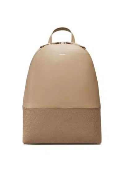 Calvin Klein ♪ In Sand