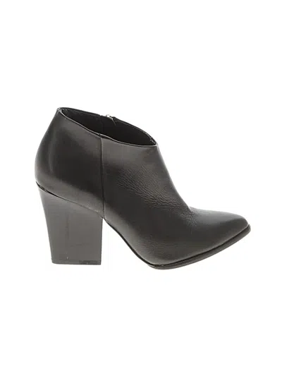 Pre-owned Calvin Klein Ankle Boots In Black