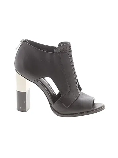 Pre-owned Calvin Klein Ankle Boots In Black