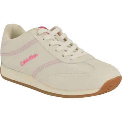 Calvin Klein Avyenna Sneaker In Ivory 151