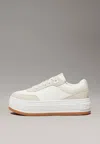 Calvin Klein Bold Flatf Low Lace Tumb Lth In Panna