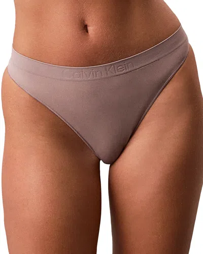 Calvin Klein Bonded Flex Mid Rise Thong In Brown