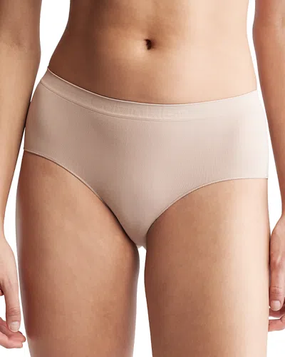 CALVIN KLEIN BONDED FLEX SEAMLESS BOYSHORTS