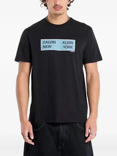 Calvin Klein Box-graphic T-shirt In Black