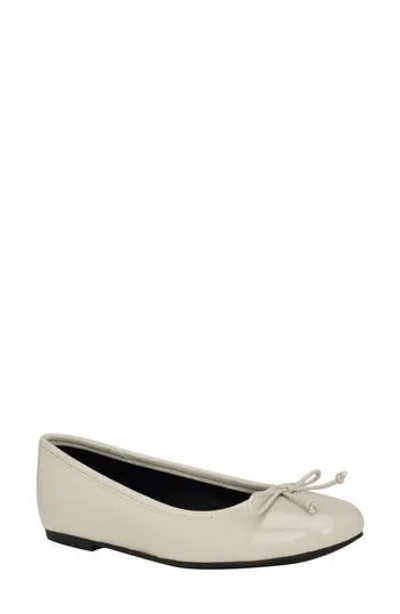 Calvin Klein Bronte Ballet Flat In Ivory