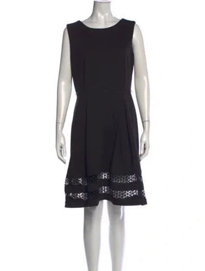 Pre-owned Calvin Klein Collection Crew Neck Knee-length Dress In Black