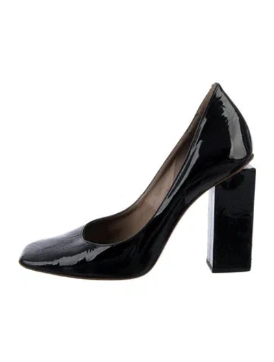 Pre-owned Calvin Klein Collection Patent Leather Pumps In Black