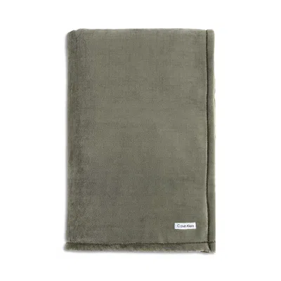 Calvin Klein Core Plush Solid Bed Blanket, Queen In Green