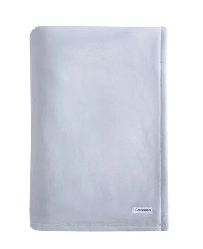 Calvin Klein Core Plush Solid Blanket, Queen In Light Blue
