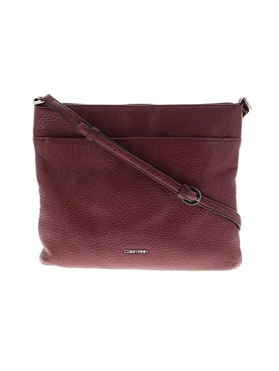 Pre-owned Calvin Klein Crossbody Bag In Burgundy