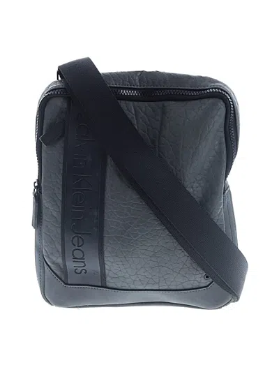 Pre-owned Calvin Klein Crossbody Bag In Gray