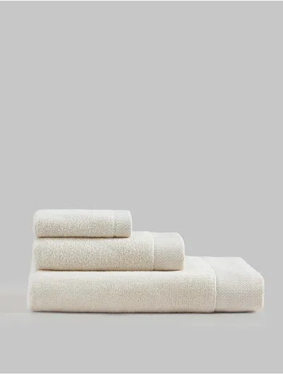 Calvin Klein Entwine Terry Towel Set In White