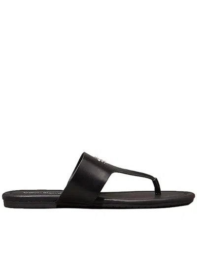 Calvin Klein Flat Sandal Toepost Shoes In Black