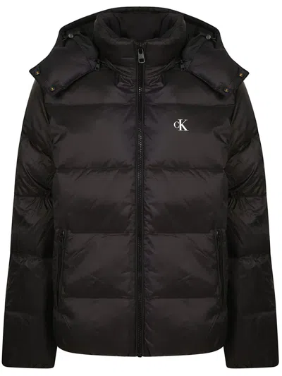 Calvin Klein Hooded Puffer Jacket In 黑色