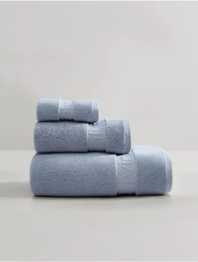 Calvin Klein Iconic Solid Towel Set In Blue