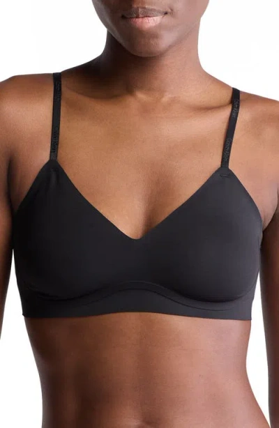 Calvin Klein Women's Form To Body Lightly Lined Bralette Qf7618 In Black