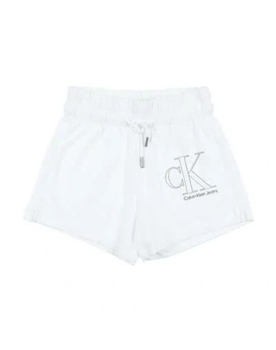 Calvin Klein Jeans Est.1978 Calvin Klein Jeans Toddler Girl Shorts & Bermuda Shorts White Size 6 Cotton, Elastane In White