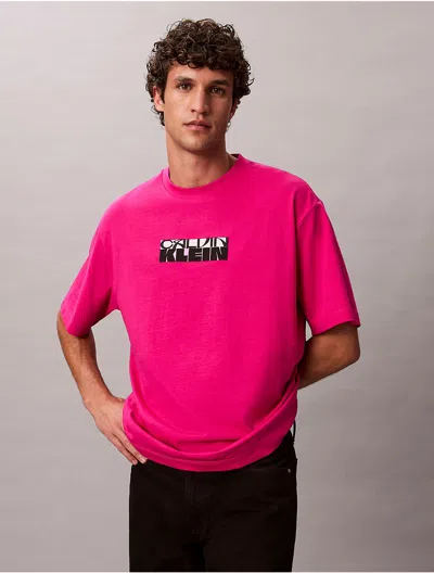 Calvin Klein Jeans Est.1978 Calvin Klein Men's Block Logo Graphic Relaxed T-shirt In Pink