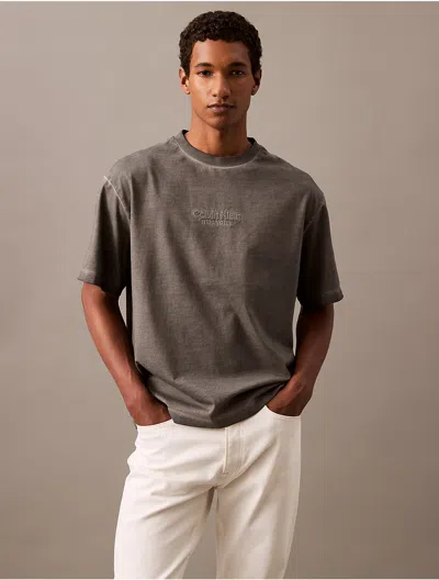 Calvin Klein Jeans Est.1978 Calvin Klein Men's Faded Dye Logo Graphic Classic Crewneck T-shirt In Brown