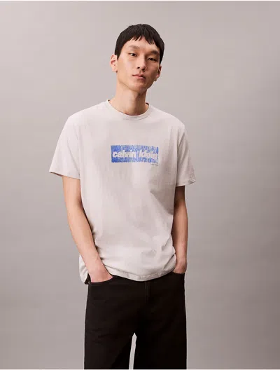 Calvin Klein Jeans Est.1978 Calvin Klein Men's Faded Logo Graphic Classic T-shirt In White