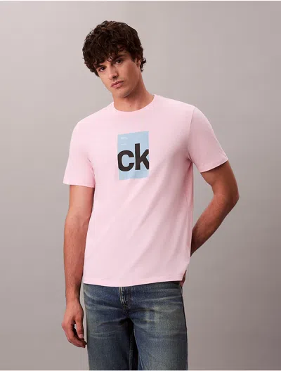 Calvin Klein Jeans Est.1978 Calvin Klein Men's Monogram Logo Center Box Graphic Classic T-shirt In Pink