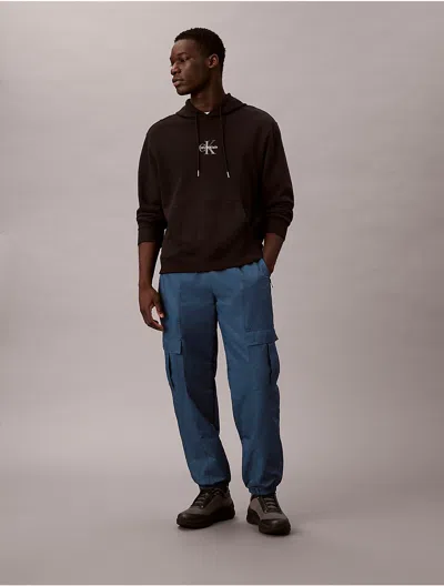 Calvin Klein Jeans Est.1978 Calvin Klein Men's Nylon Cargo Joggers In Brown