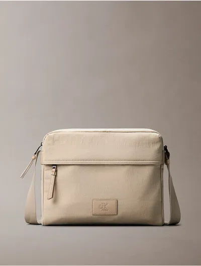 Calvin Klein Jeans Est.1978 Calvin Klein Men's Nylon Flight Bag