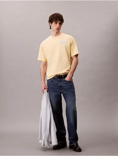 Calvin Klein Jeans Est.1978 Calvin Klein Men's Resort Script Logo Graphic Relaxed T-shirt