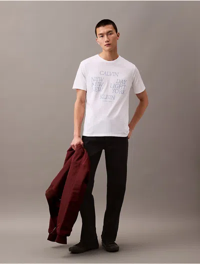 Calvin Klein Jeans Est.1978 Calvin Klein Men's Textured Box Graphic Classic Crewneck T-shirt In White