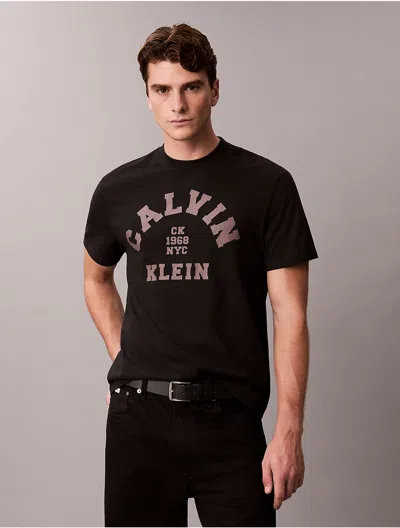 Calvin Klein Jeans Est.1978 Calvin Klein Men's Varsity Logo Graphic Relaxed T-shirt In Black