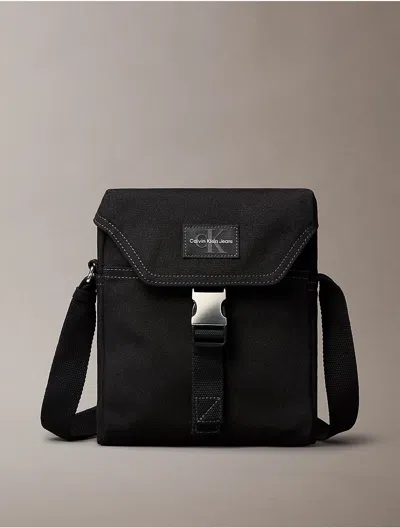 Calvin Klein Jeans Est.1978 Calvin Klein Men's Workwear Flap Reporter Bag