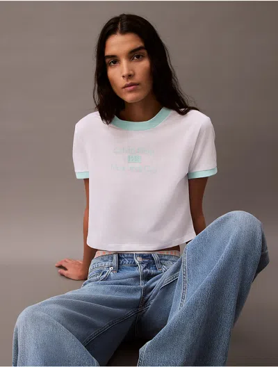 Calvin Klein Jeans Est.1978 Calvin Klein Women's Logo Graphic Cropped Classic T-shirt