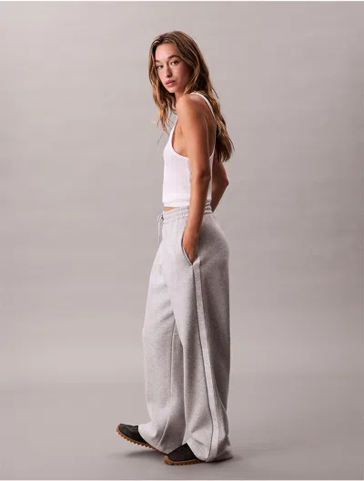 Calvin Klein Jeans Est.1978 Calvin Klein Women's Logo Tape Sweatpants In White