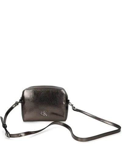 Calvin Klein Jeans Est.1978 Metallic Crossbody Bag In 褐色