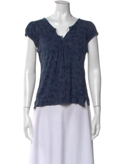 Pre-owned Calvin Klein Jeans Est.1978 Patterned V-neck T-shirt In Blue