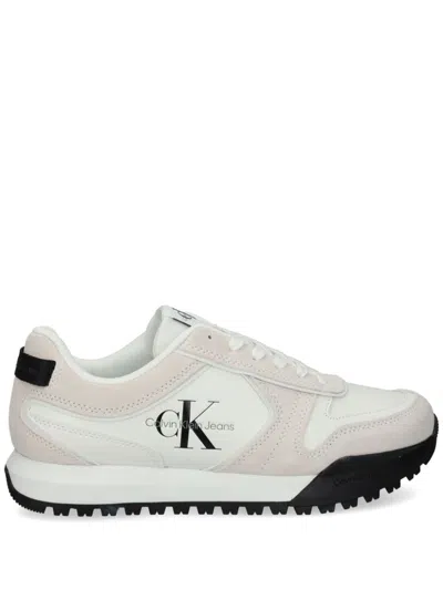 Calvin Klein Jeans Est.1978 Toothy Runner Sneakers In 白色