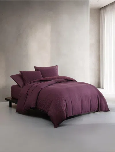 Calvin Klein Linear Circuit Duvet Cover Set In Burgundy