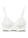 Calvin Klein Lift Bralette In ホワイト
