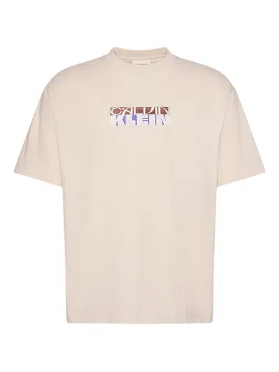 Calvin Klein Logo-graphic T-shirt In Neutral