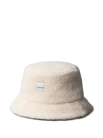 CALVIN KLEIN LOGO-PATCH HAT