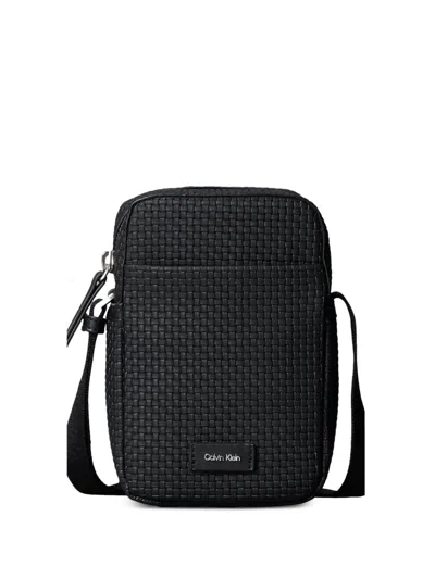 Calvin Klein Logo-patch Messenger Bag In Black